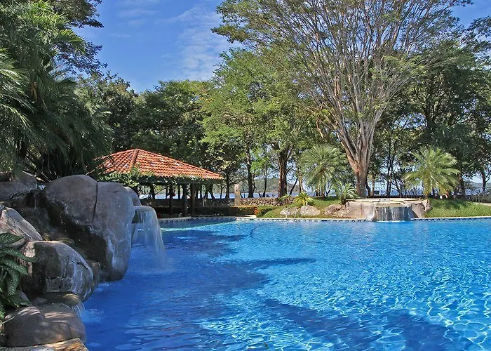 Cc Front Papagayo 4*